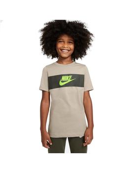 Camiseta Niño Nike Tee Chest Panel Tricolor