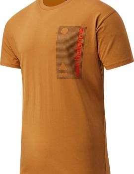 Camiseta Hombre New Balance Essentials Terrain Grid Marrón