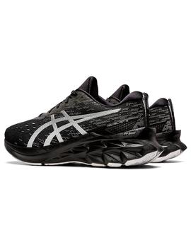 Zapatilla Hombre Asics Novablast 2 Negro