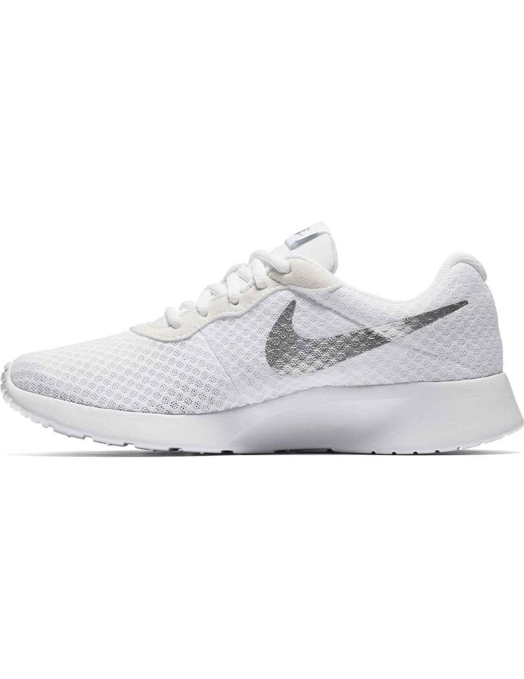 Nike tanjun sand white deals