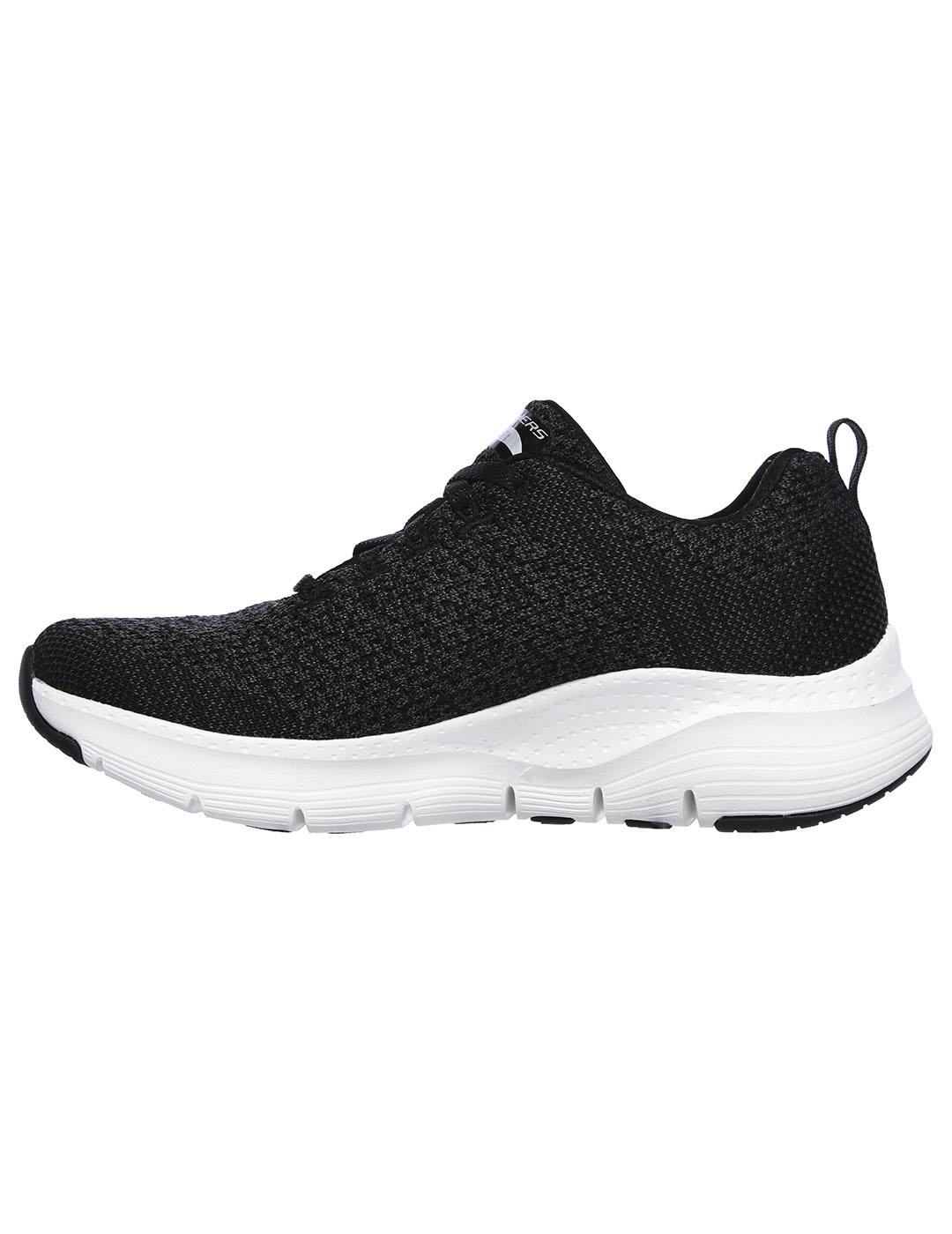 Zapatilla Mujer Skechers Arch Fit-Infinite Adventure Negra