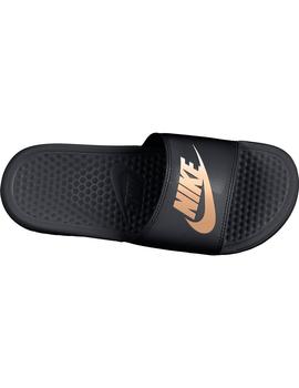 Nike benassi online mujer negras