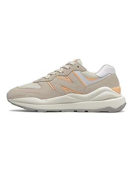 Zapatilla Mujer New Balance 57/40 Beige