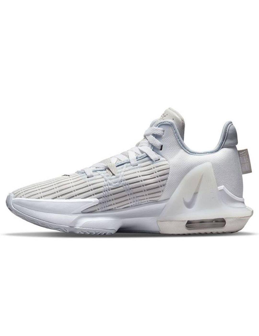 Zapatillas lebron sales blancas