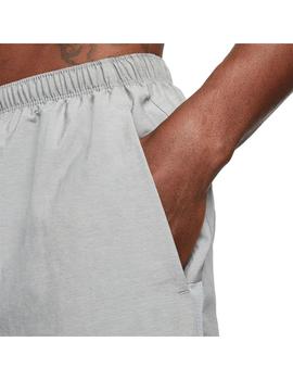 Short Hombre Nike Challenger GRis