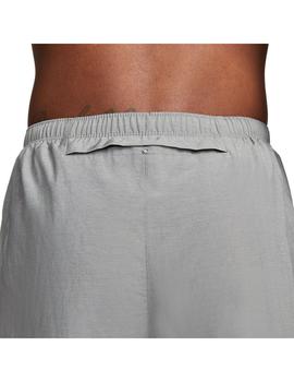 Short Hombre Nike Challenger GRis