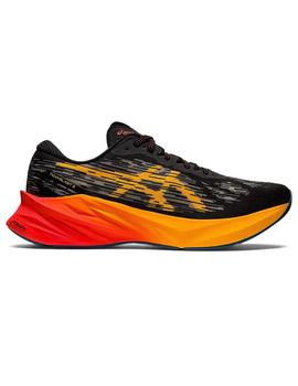 Zapatilla Hombre Asics NOVABLAST™ 3  Negro Naranja