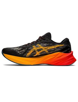 Zapatilla Hombre Asics NOVABLAST™ 3  Negro Naranja