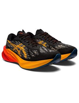 Zapatilla Hombre Asics NOVABLAST™ 3  Negro Naranja