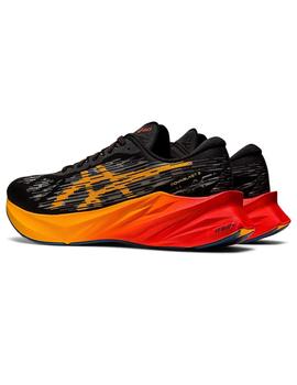 Zapatilla Hombre Asics NOVABLAST™ 3  Negro Naranja