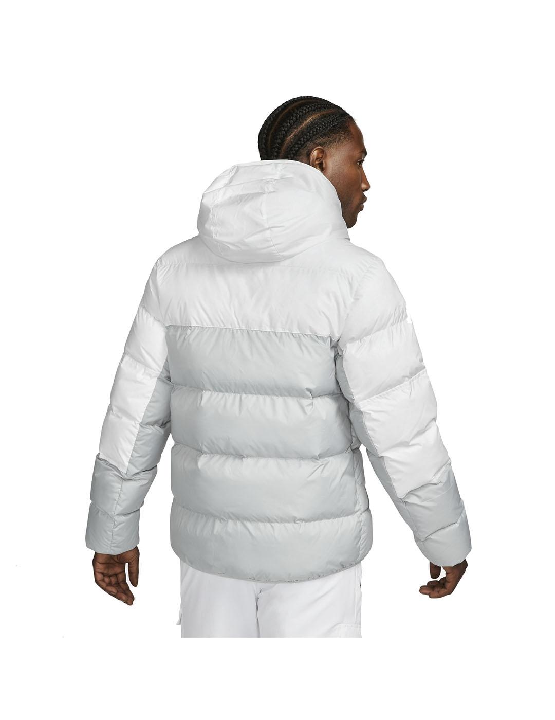 Cazadora blanca hombre sale