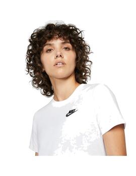 Camiseta Mujer Nike Nsw Club Blanca