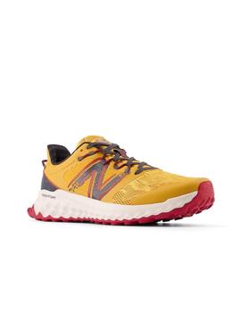 Zapatilla Hombre NB Fresh Foam Garoe V1 Mostaza