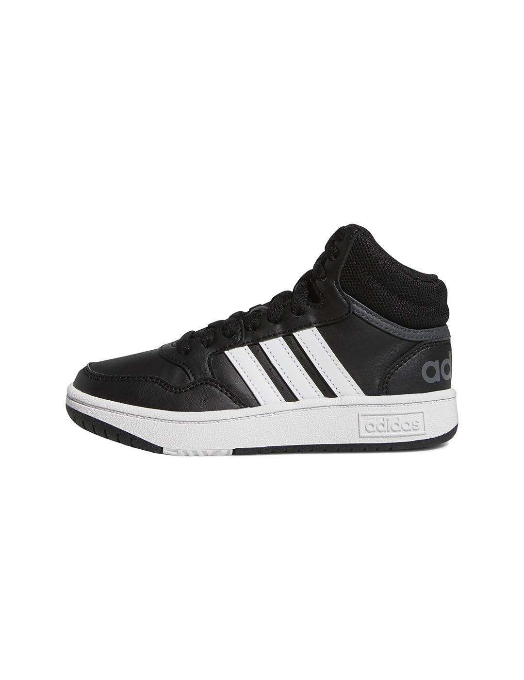 Zapatilla Junior adidas Hoops 3.0 Mid Negro