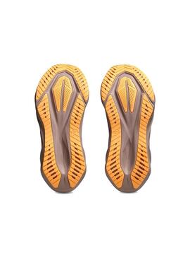 Zapatilla Mujer Asics Novablast™ 5 Blanco/Nude
