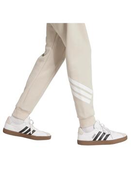 Pantalón Hombre adidas Flece 3 Stripes Beige