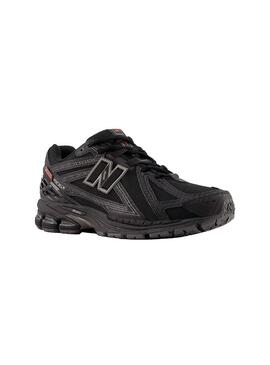 Zapatilla Hombre New Balance U1906ROE Negra